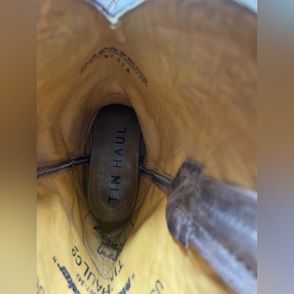 EUC Tin Haul Men's 9.5 D “Money Maker” Leather Western Boots. Worn Couple Times - Picture 13 of 16